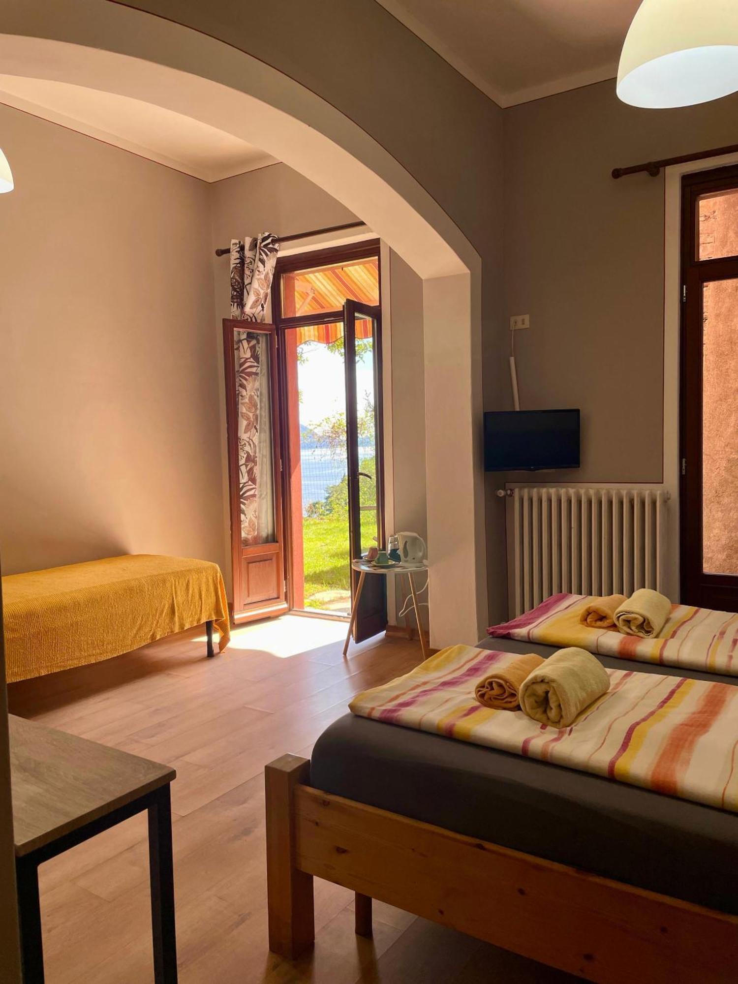 Villa Angelina Guest House Cannero Riviera Eksteriør bilde